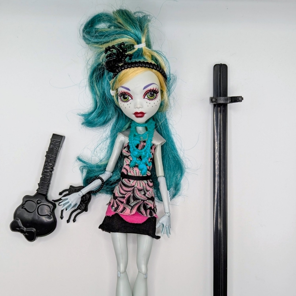 Monster high Lagoona frights Camera Action BLACK CARPET